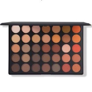35O - 35 Color nature glow eyeshadow palette